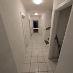Tatil Evi Modernes Monteurhaus - Gaestehaus Fuer Bis Zu 8 Personen Mit Eigenem Wintergarten Und Carport