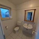 Tatil Evi Modernes Monteurhaus - Gaestehaus Fuer Bis Zu 8 Personen Mit Eigenem Wintergarten Und Carport *