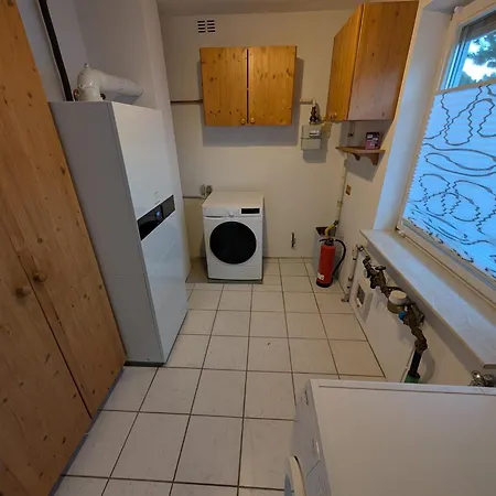 Modernes Monteurhaus - Gaestehaus Fuer Bis Zu 8 Personen Mit Eigenem Wintergarten Und Carport Sottrum