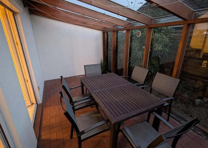 Modernes Monteurhaus - Gaestehaus Fuer Bis Zu 8 Personen Mit Eigenem Wintergarten Und Carport Semesterbostad Sottrum