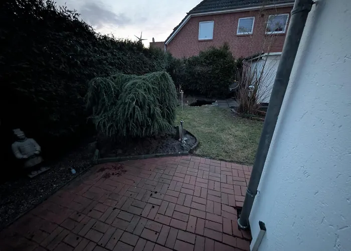 Modernes Monteurhaus - Gaestehaus Fuer Bis Zu 8 Personen Mit Eigenem Wintergarten Und Carport Sottrum