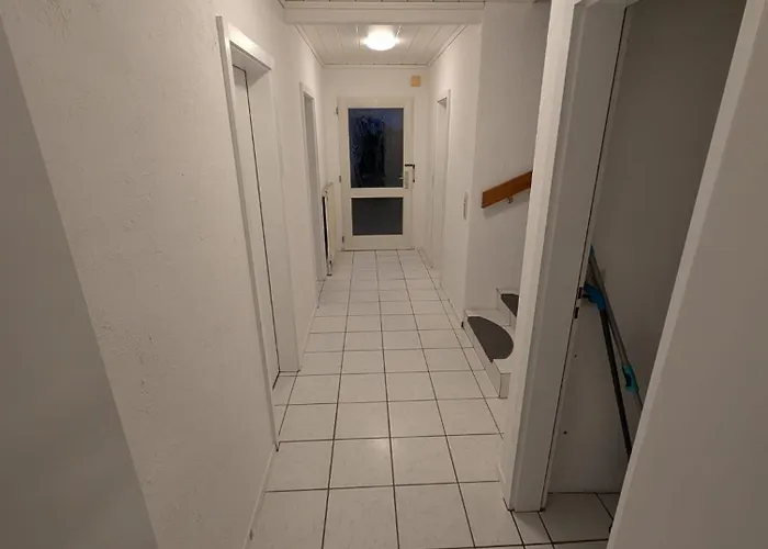 Casa vacanze Modernes Monteurhaus - Gaestehaus Fuer Bis Zu 8 Personen Mit Eigenem Wintergarten Und Carport