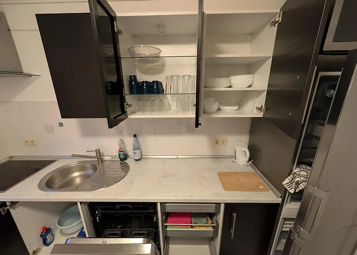 Modernes Monteurhaus - Gaestehaus Fuer Bis Zu 8 Personen Mit Eigenem Wintergarten Und Carport * Sottrum